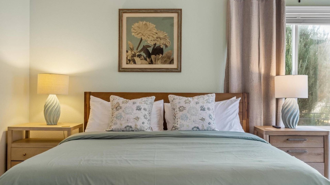 Photo of Bedroom in Eagle