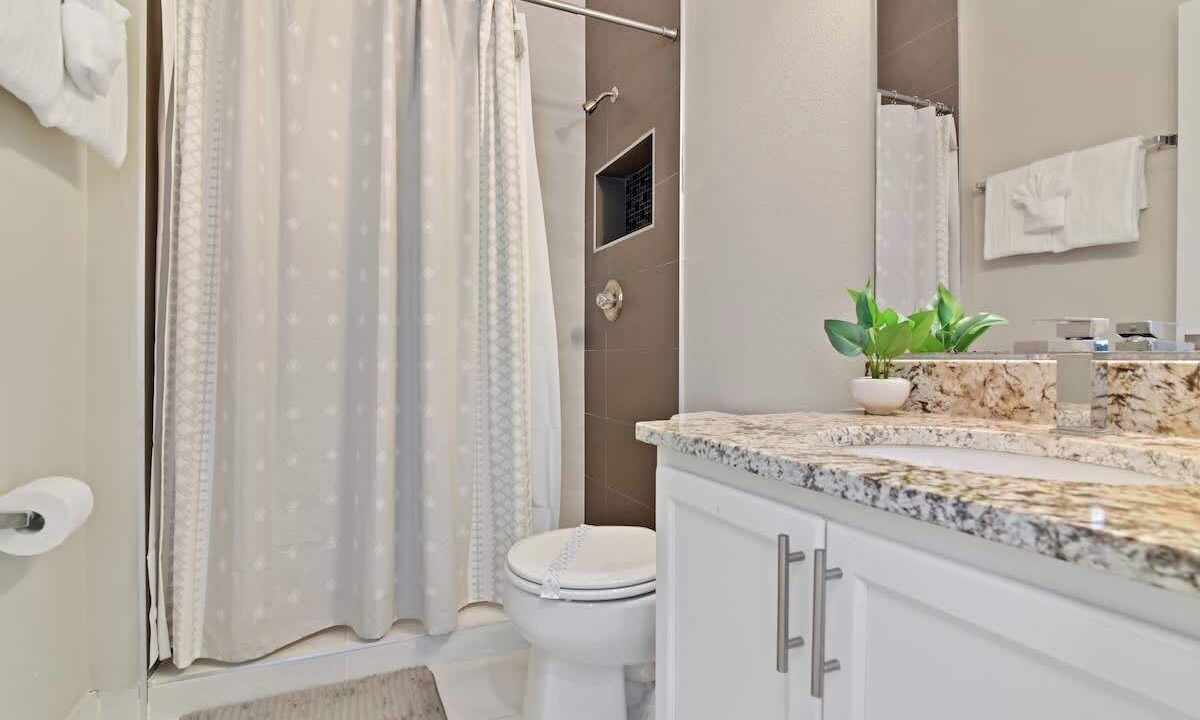 Photo of Bathroom in Legacy Park