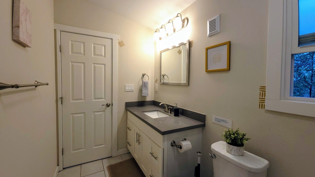 Photo of Bathroom in Haller Lake