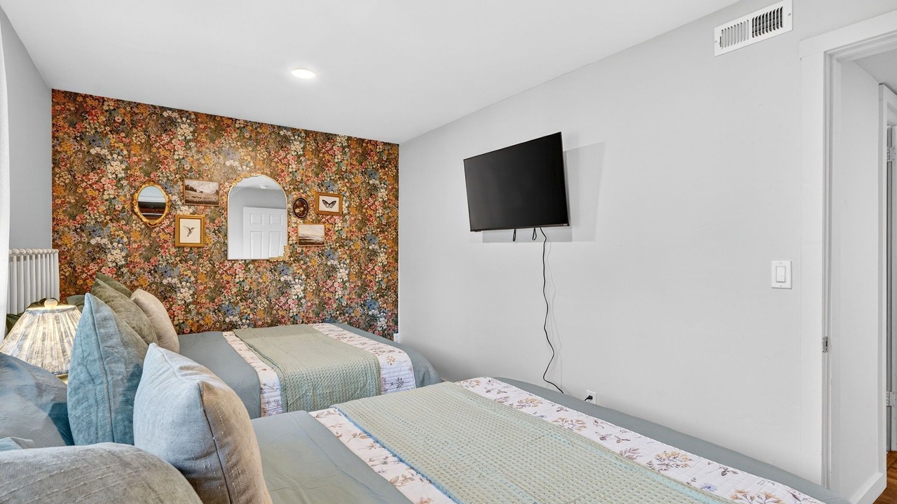 Photo of Bedroom in Mendocino