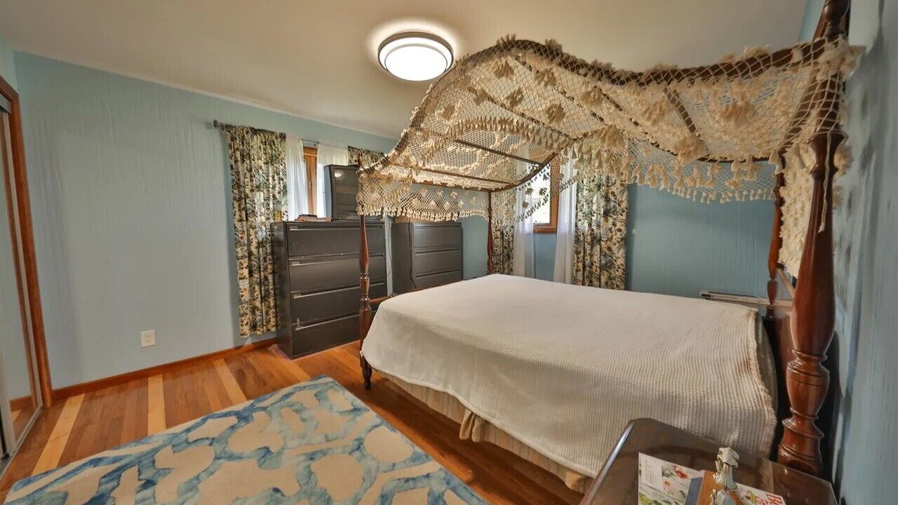 Photo of Bedroom in Stitzer