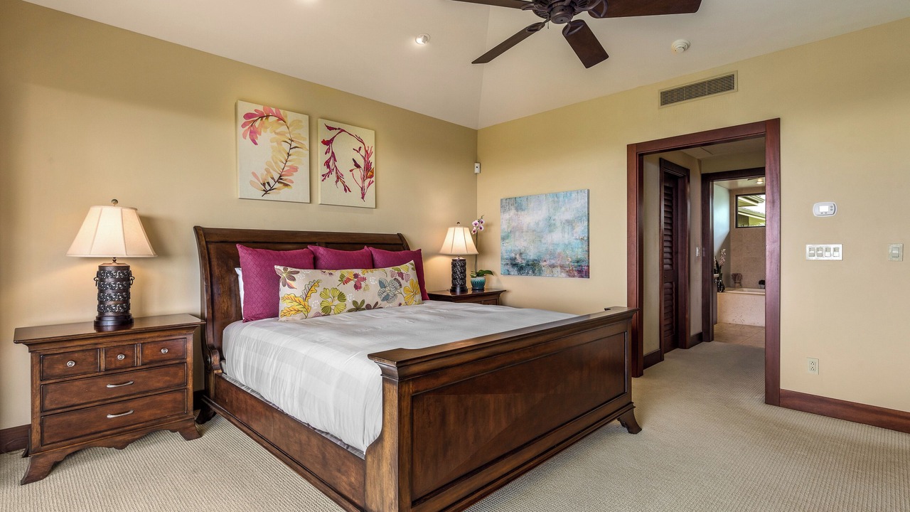 Photo of Bedroom in Kaupulehu