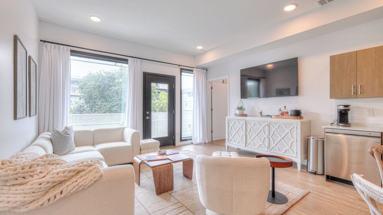 Photo of Livingroom in Edgehill