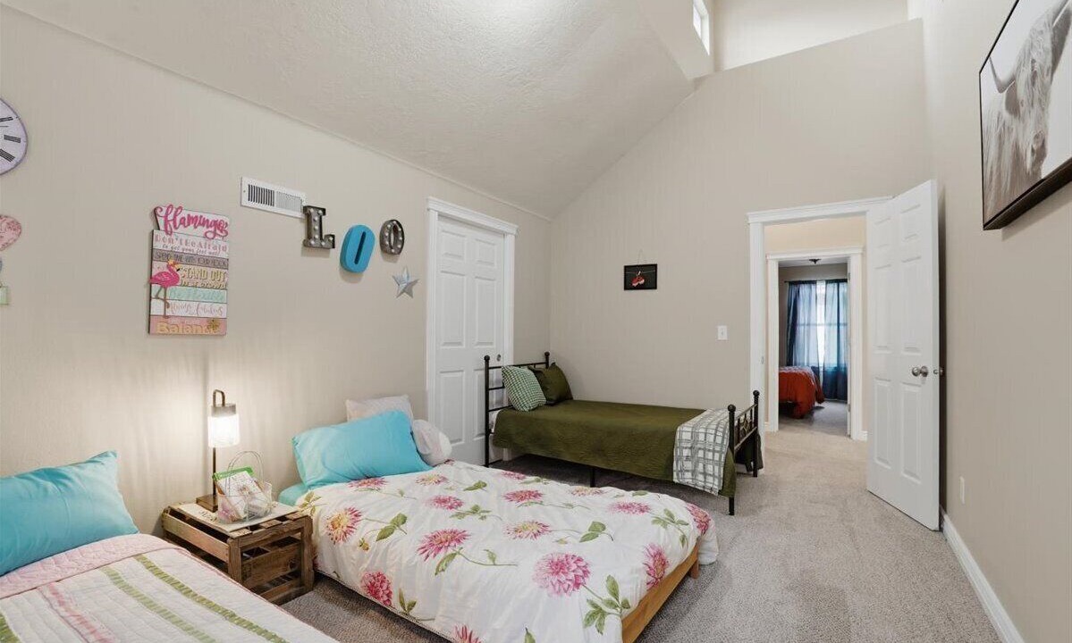 Photo of Bedroom in Sunset