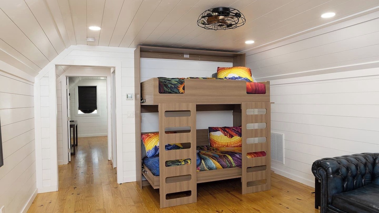 Photo of Bedroom in Townsend