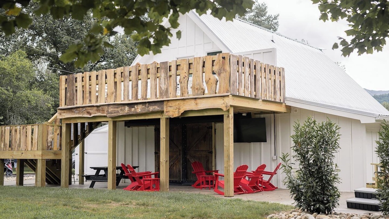 Photo of Outdoor in Townsend