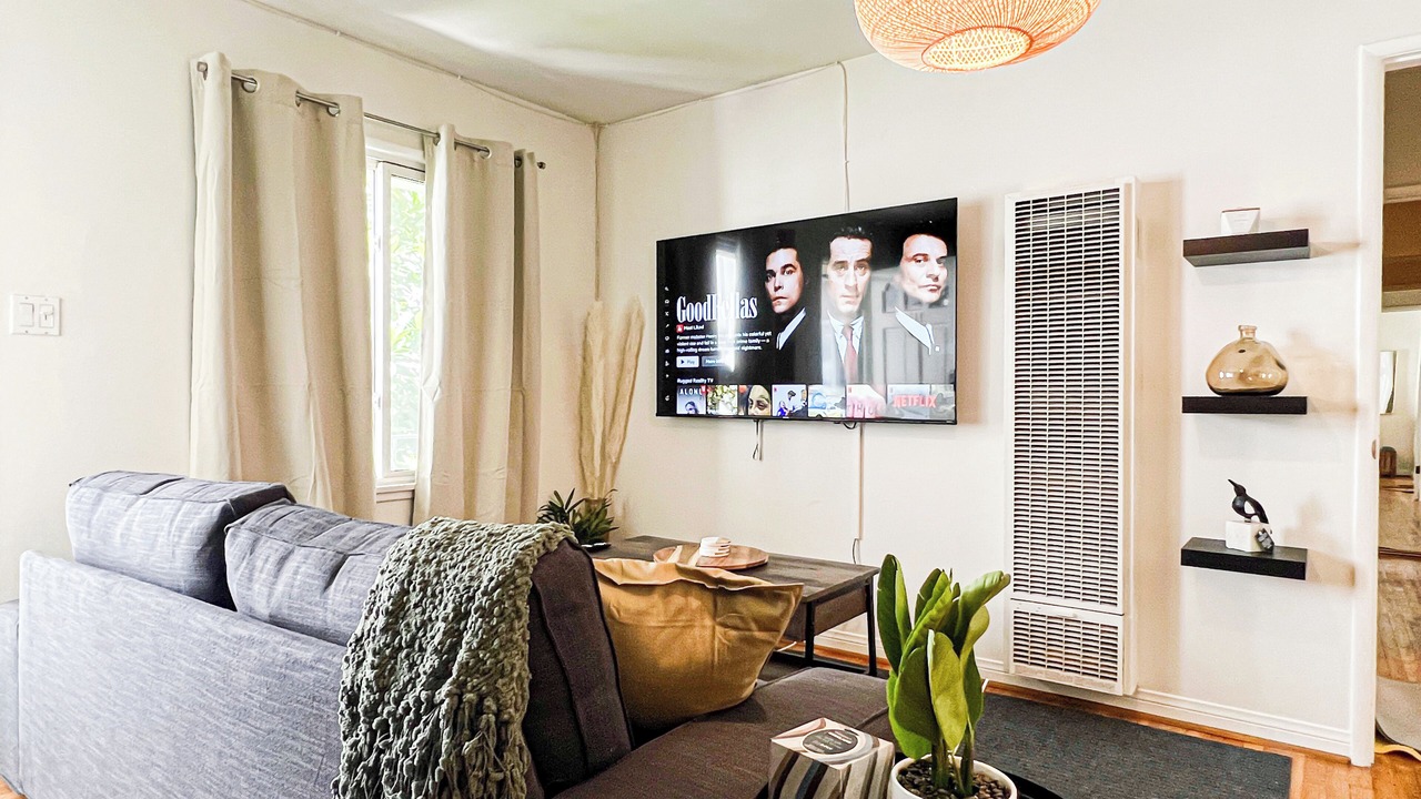 Photo of Livingroom in Sawtelle