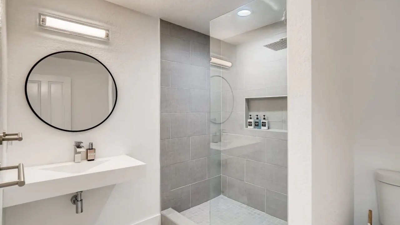Photo of Bathroom in Loughman