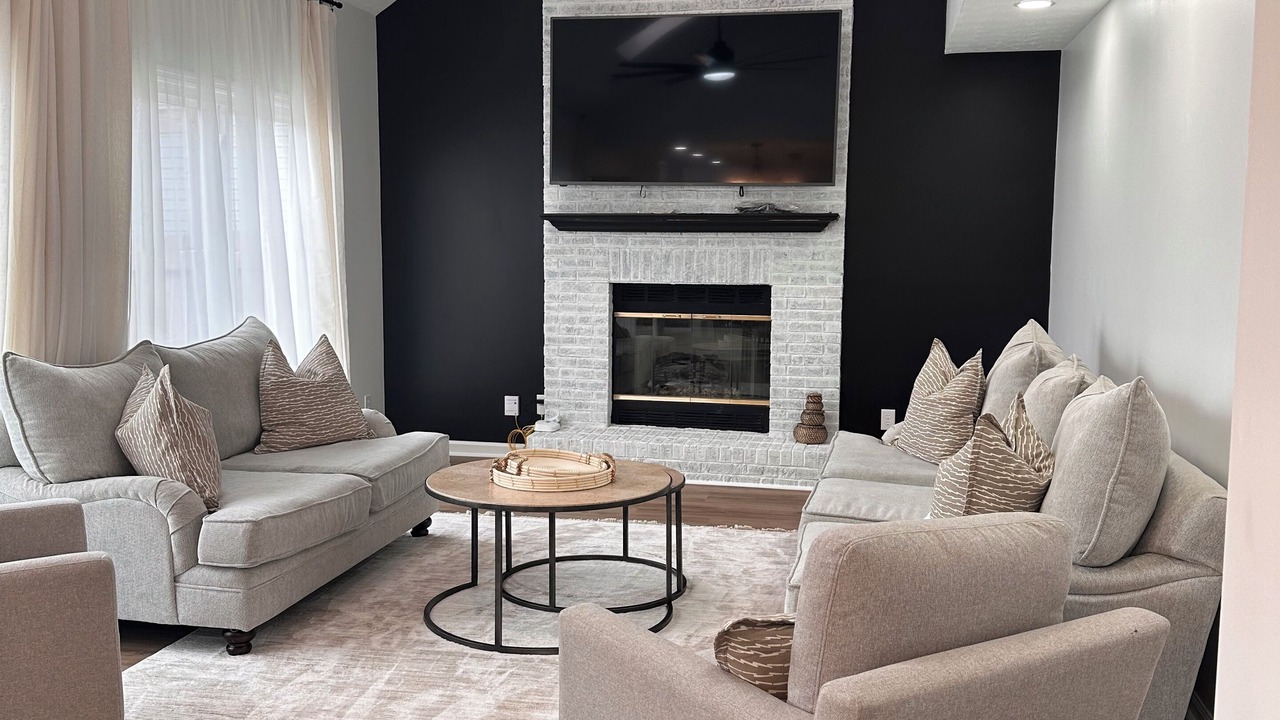Photo of Livingroom in Lexington