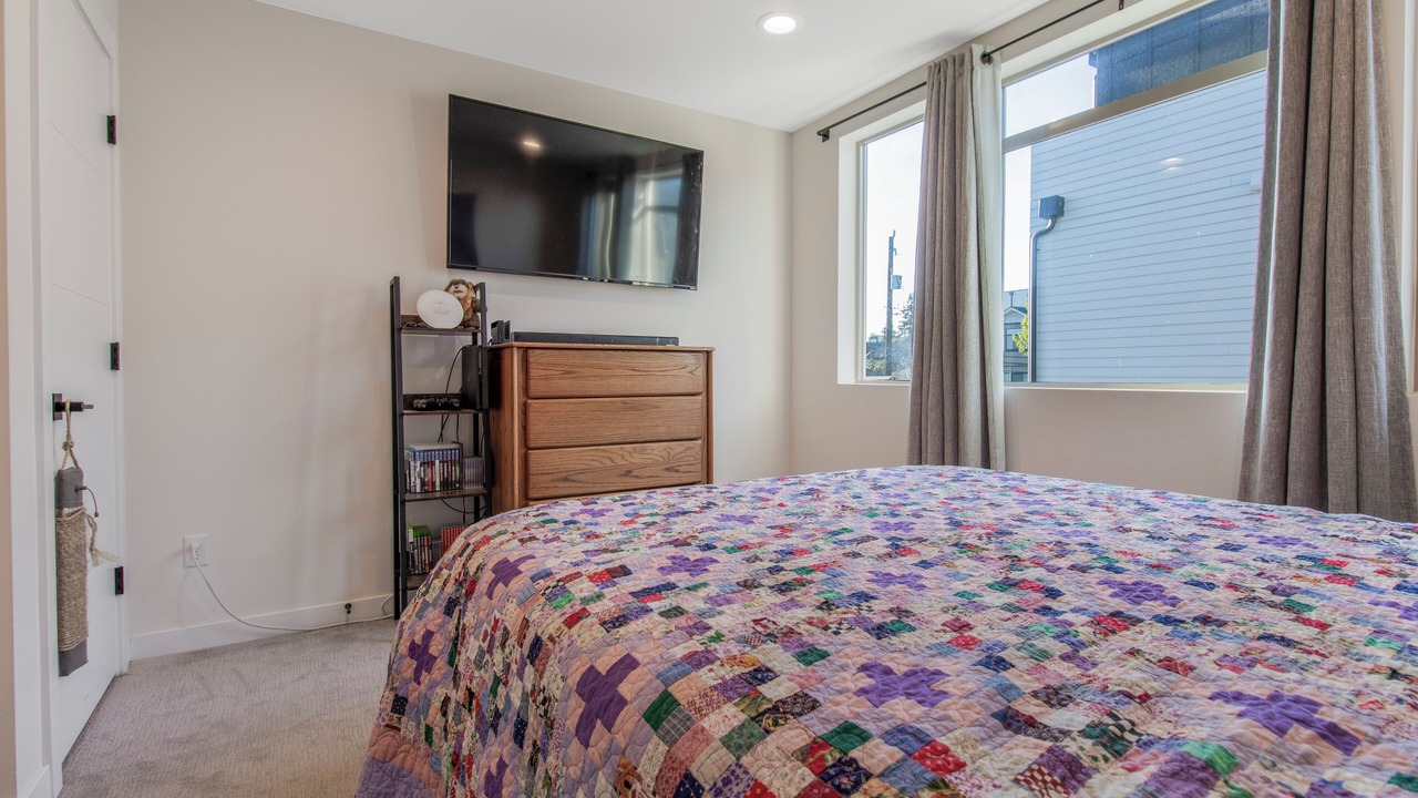 Photo of Bedroom in West Woodland
