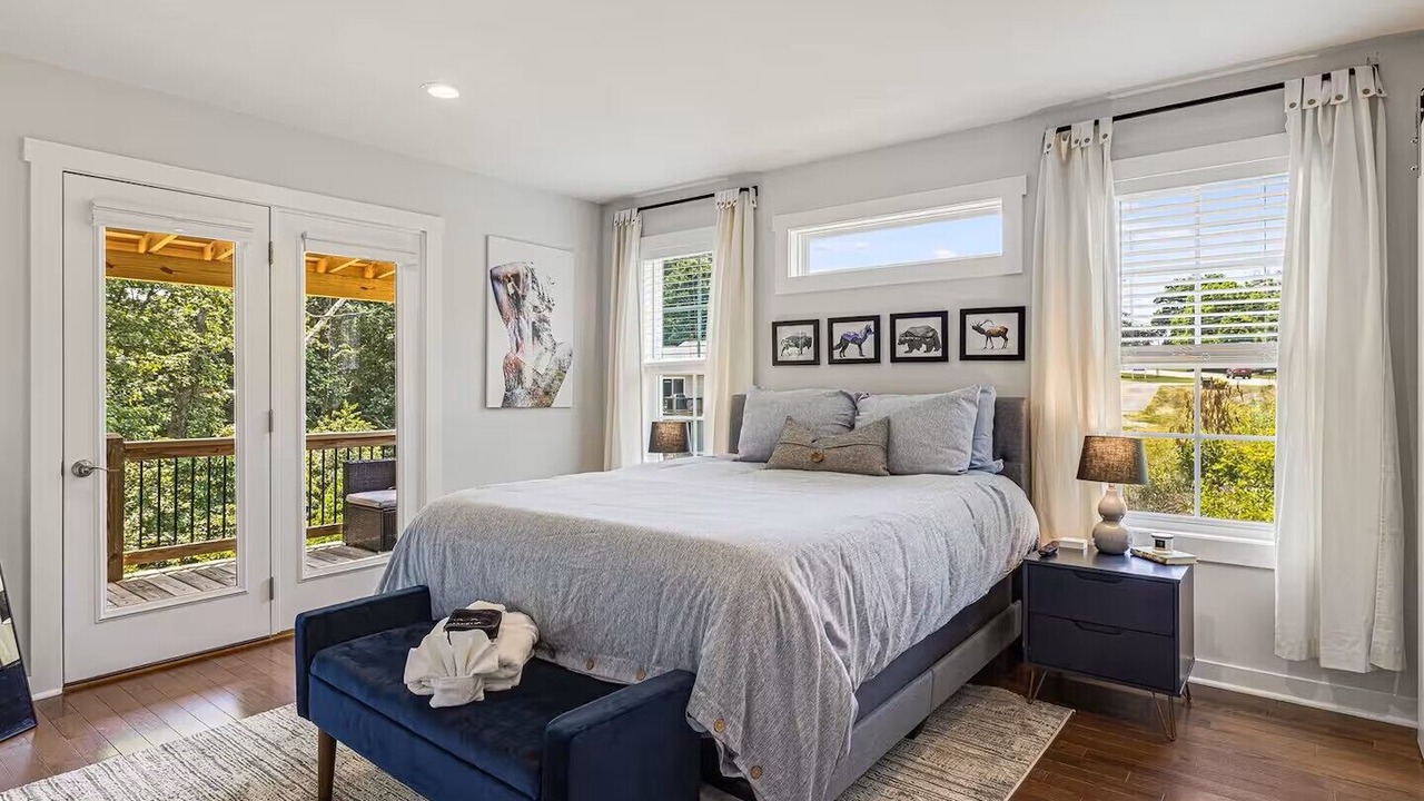 Photo of Bedroom in Asheville