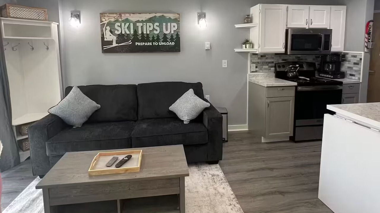 Photo of Livingroom in Great Valley