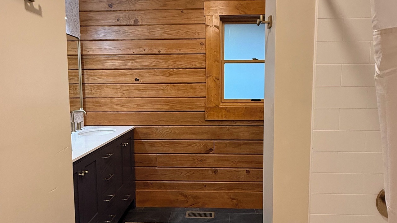 Photo of Bathroom in Stanton