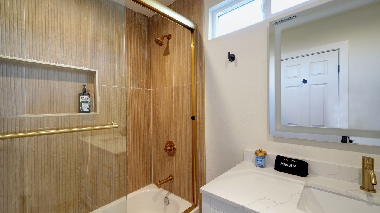 Photo of Bathroom in Malibu