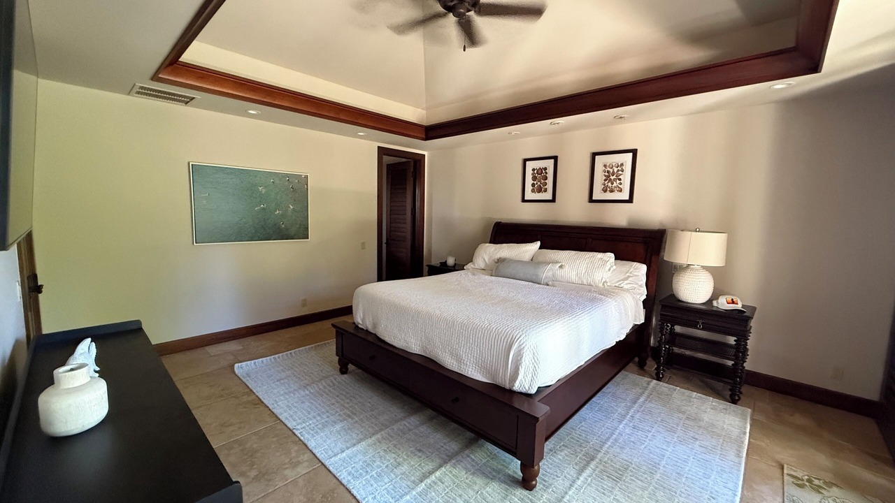Photo of Bedroom in Kaupulehu