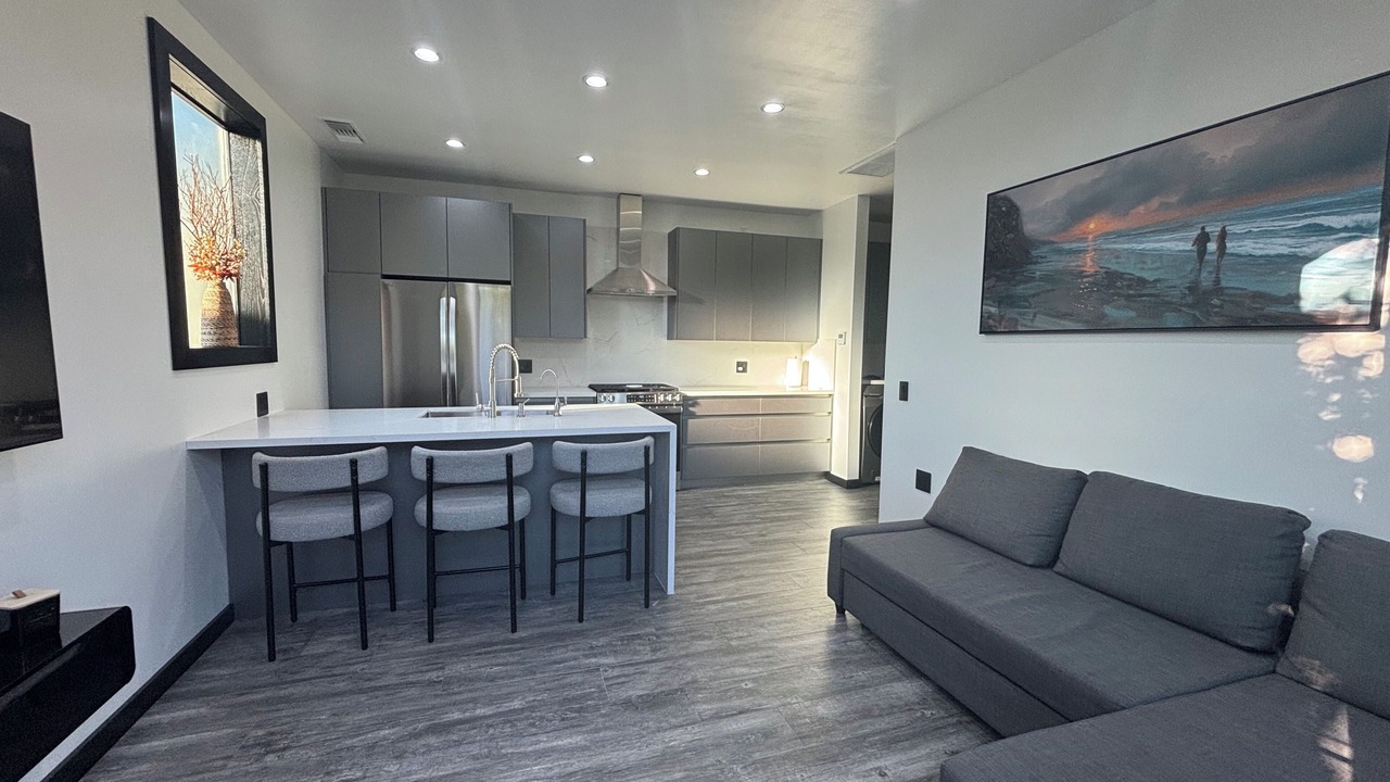 Photo of Livingroom in Burbank