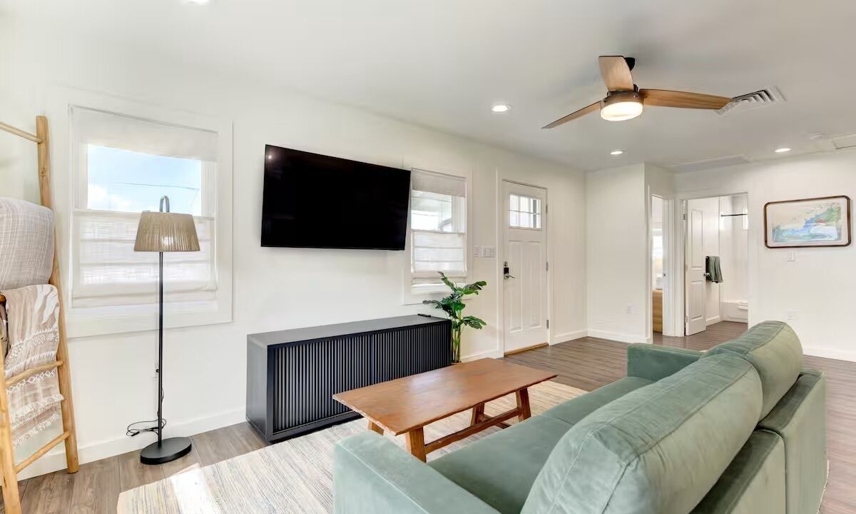 Photo of Livingroom in Keolu Hills