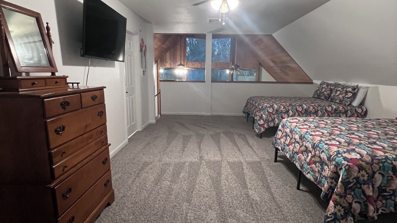 Photo of Bedroom in Chassahowitzka