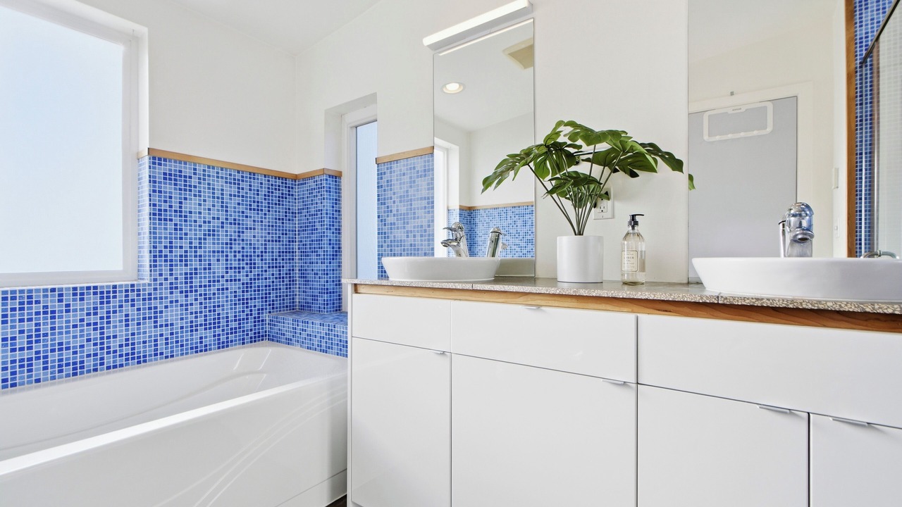 Photo of Bathroom in Squire Park