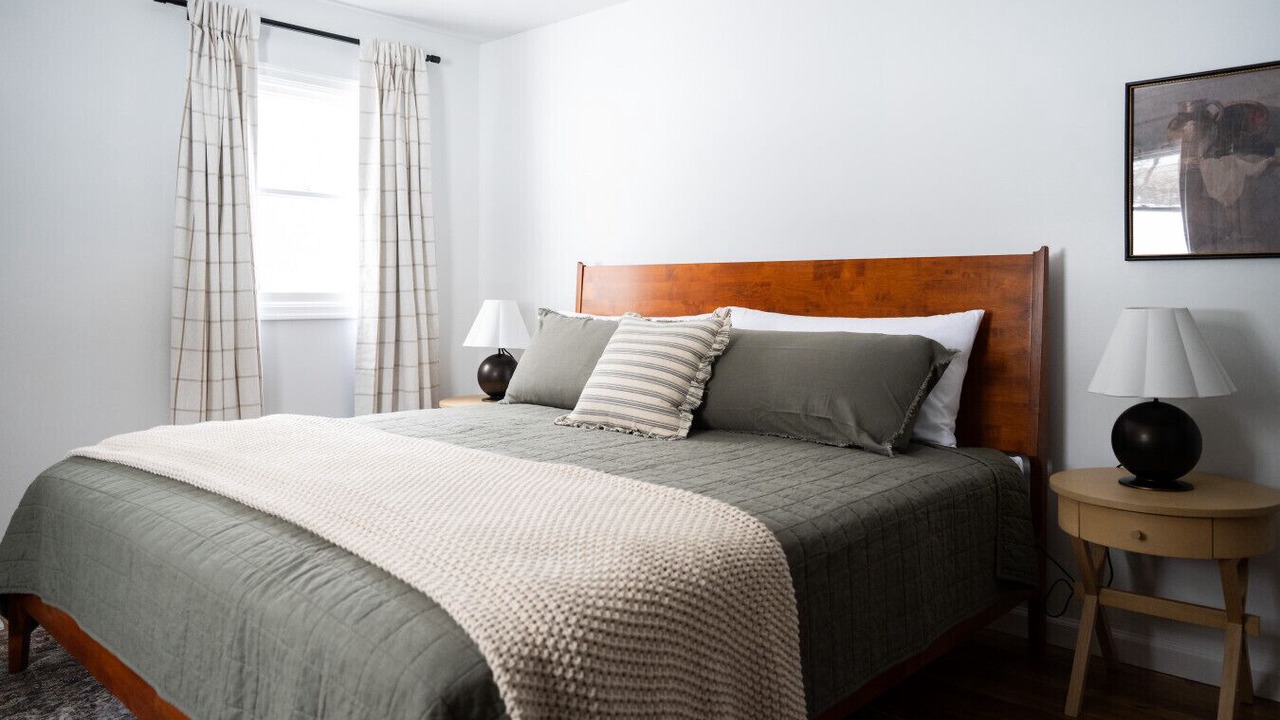 Photo of Bedroom in Elizabethtown