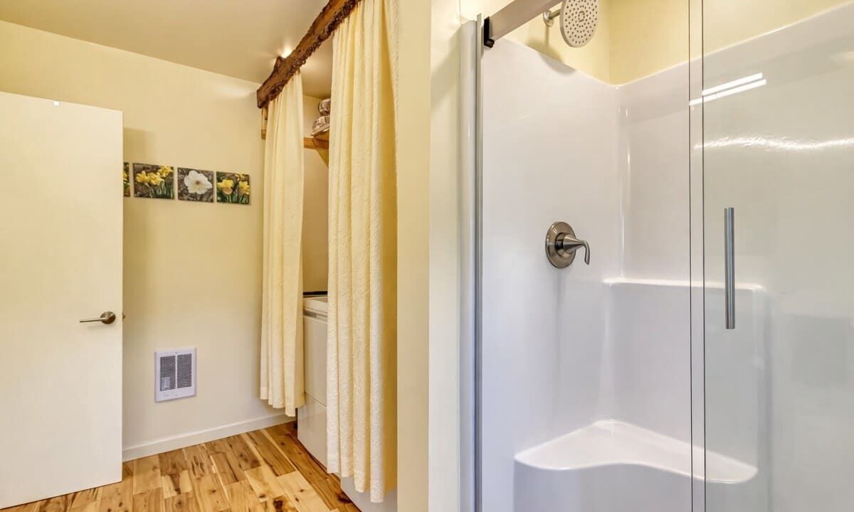 Photo of Bathroom in Chalet Village North