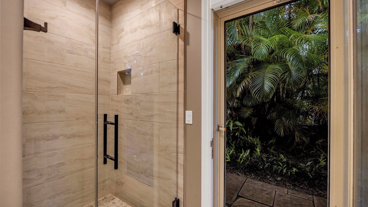 Photo of Bathroom in Kapalua