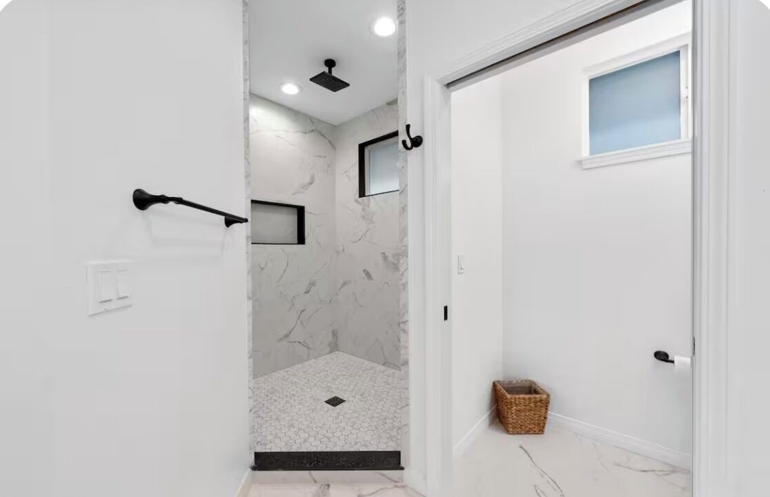 Photo of Bathroom in Kona Palisades