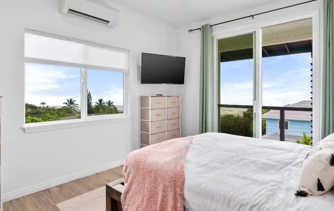 Photo of Bedroom in Kona Palisades
