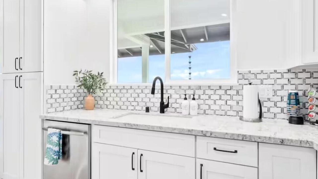Photo of Kitchen in Kona Palisades