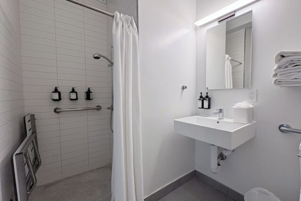 Photo of Bathroom in Hunters Point
