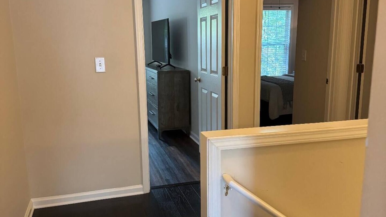 Photo of Bedroom in Gwinnett Place