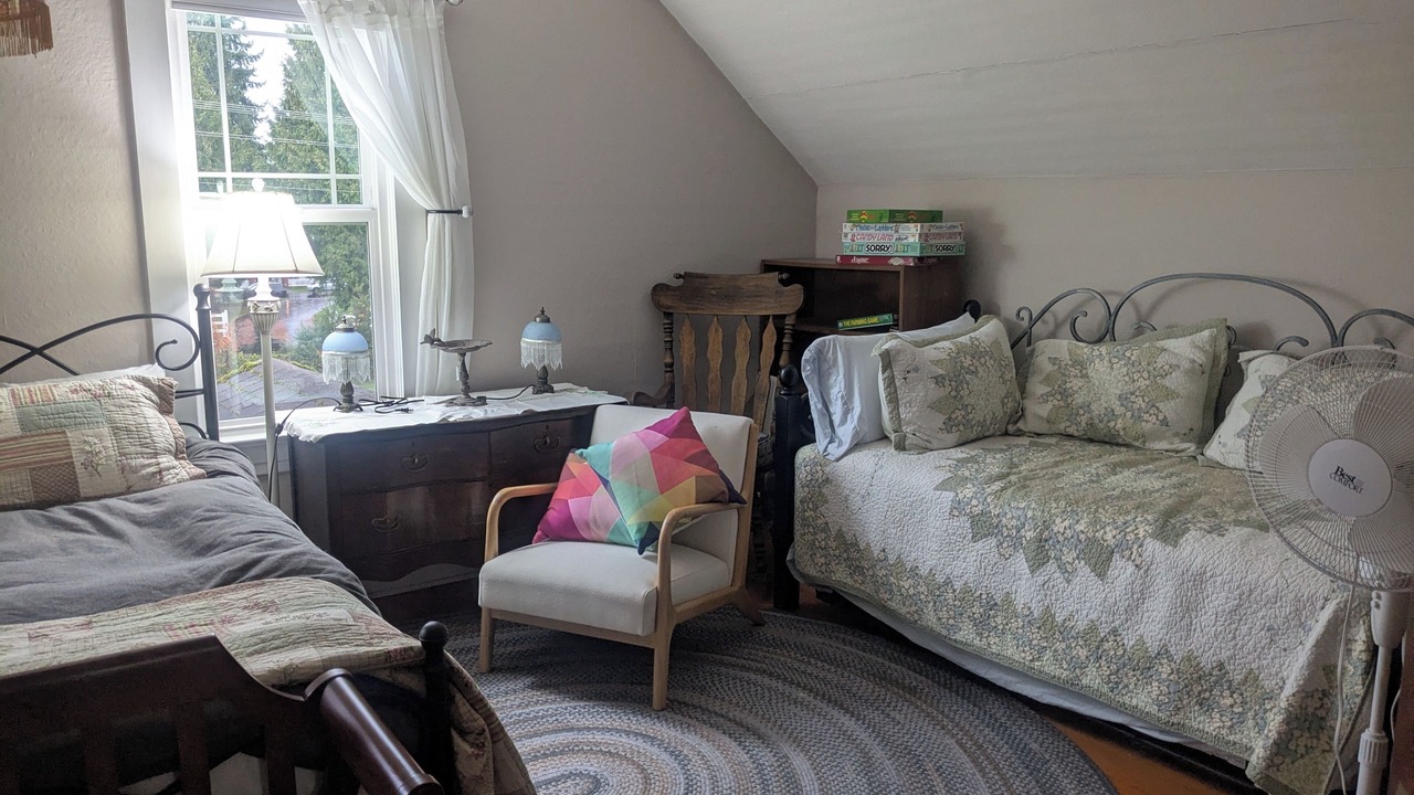 Photo of Bedroom in Everett