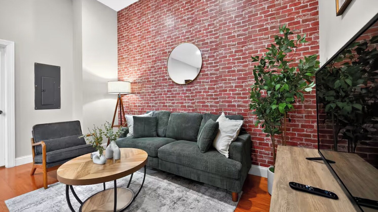 Photo of Livingroom in Chinatown