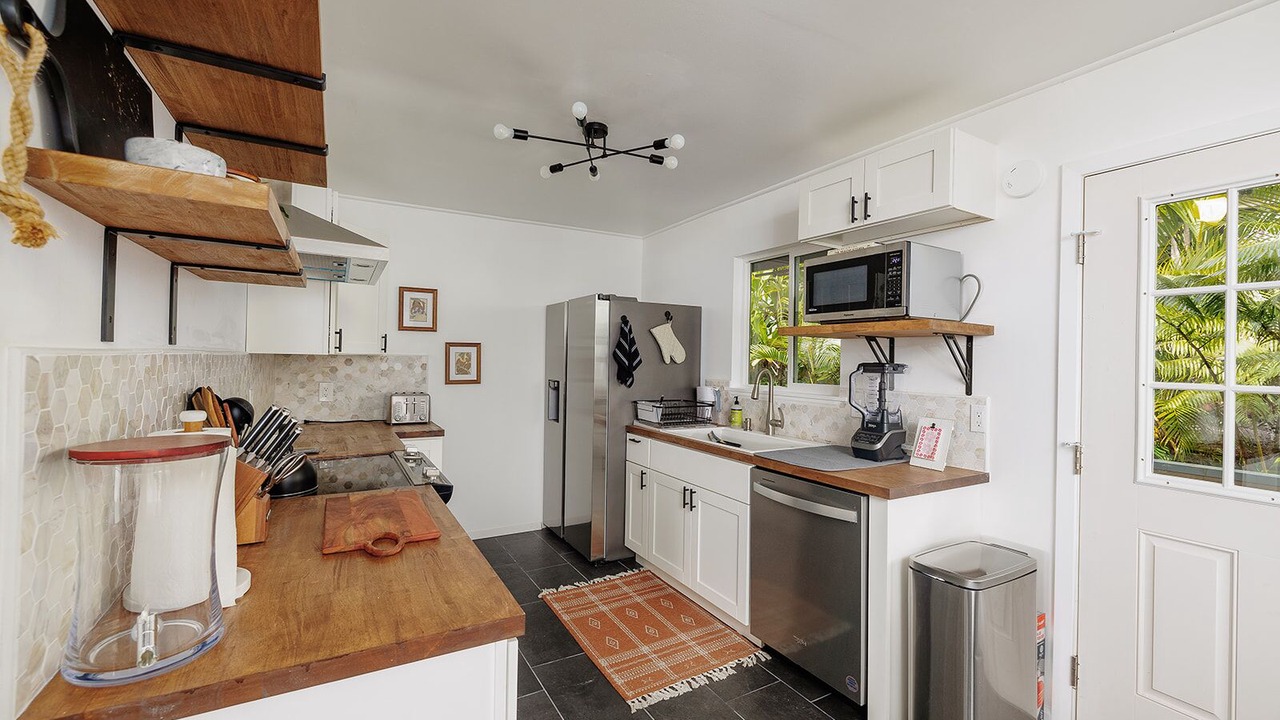 Photo of Kitchen in Kalaoa
