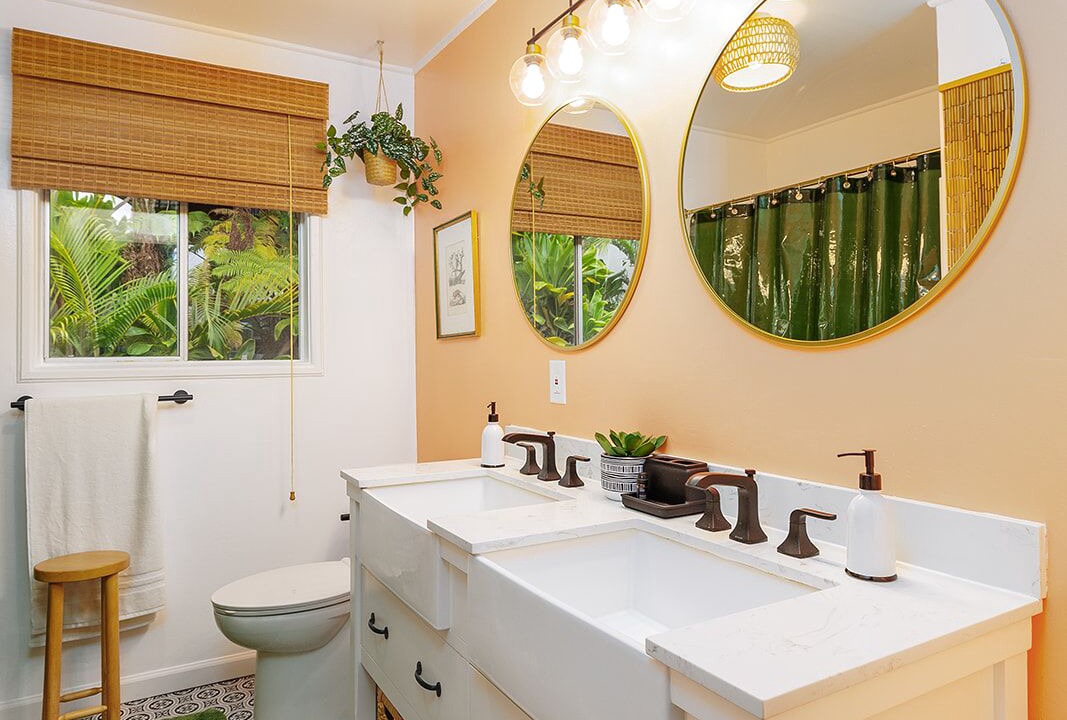 Photo of Bathroom in Kalaoa