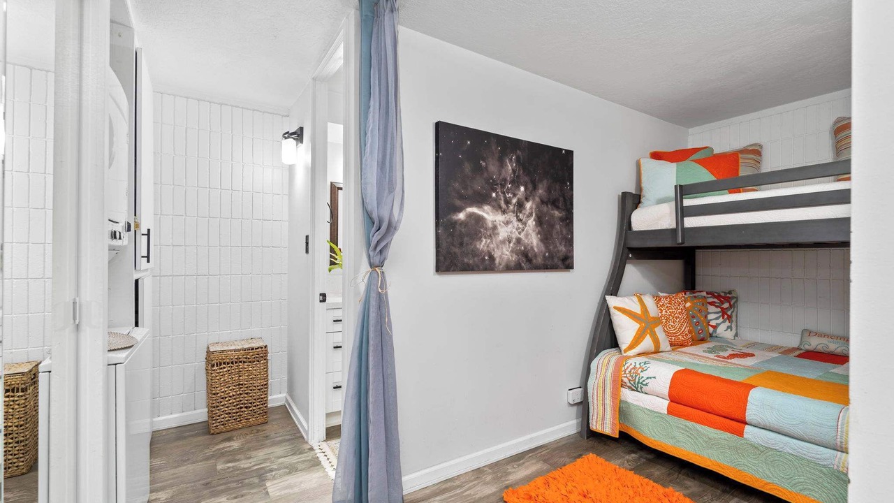 Photo of Bedroom in Punaluu