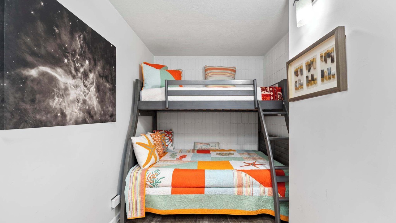 Photo of Bedroom in Punaluu
