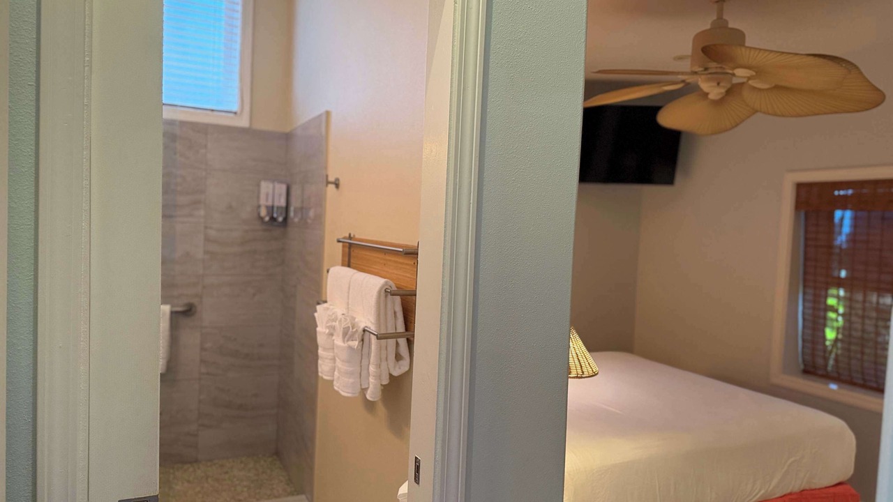 Photo of Bathroom in Kahana
