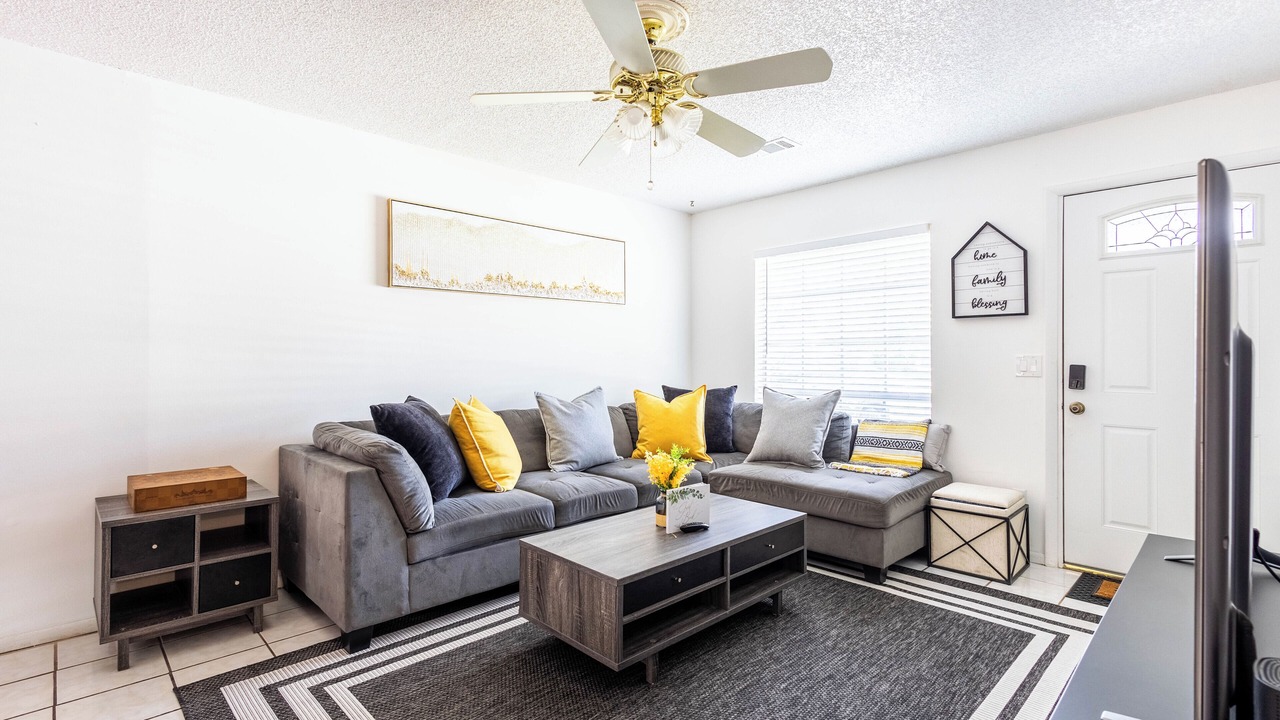 Photo of Livingroom in Kissimmee