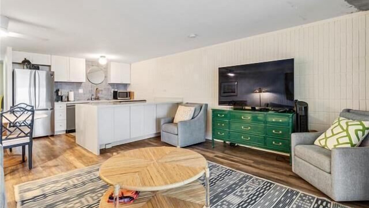 Photo of Livingroom in Punaluu