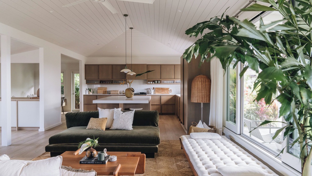 Photo of Livingroom in Kuliouou - Kalani Iki