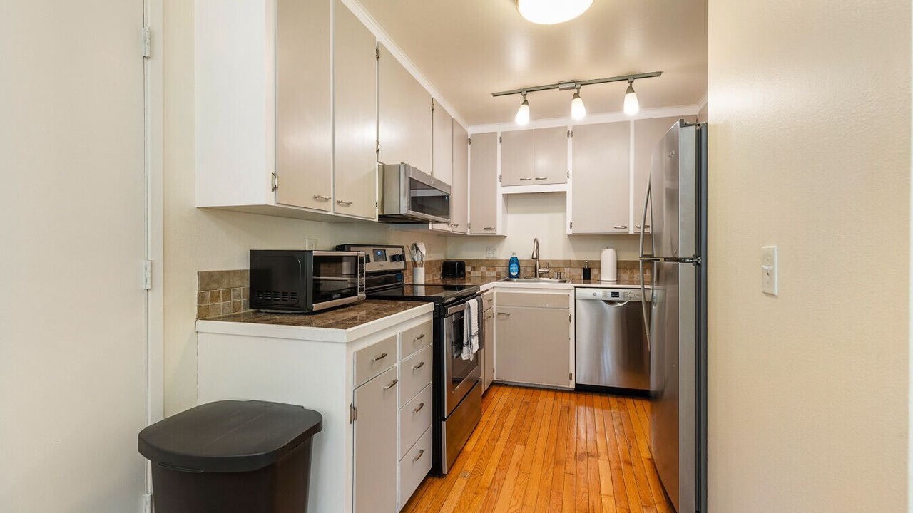 Photo of Kitchen in Picnic Point-North Lynnwood