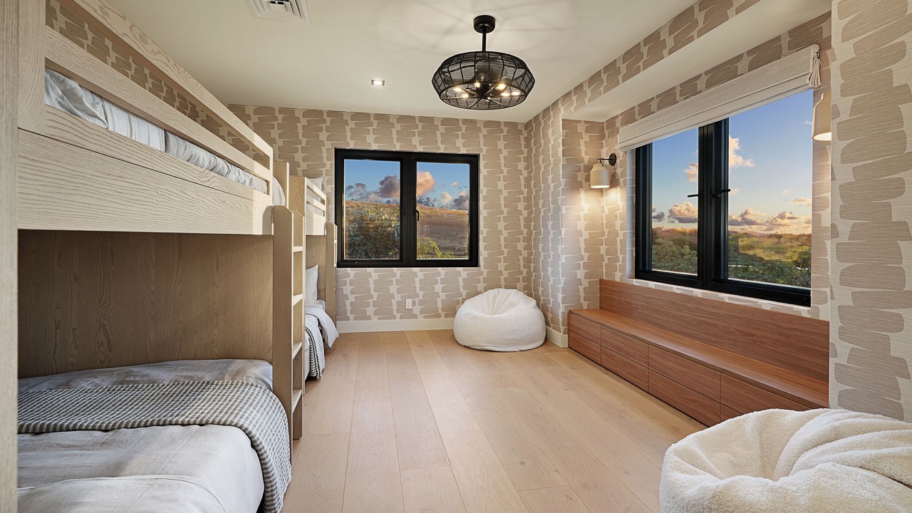 Photo of Bedroom in Poipu