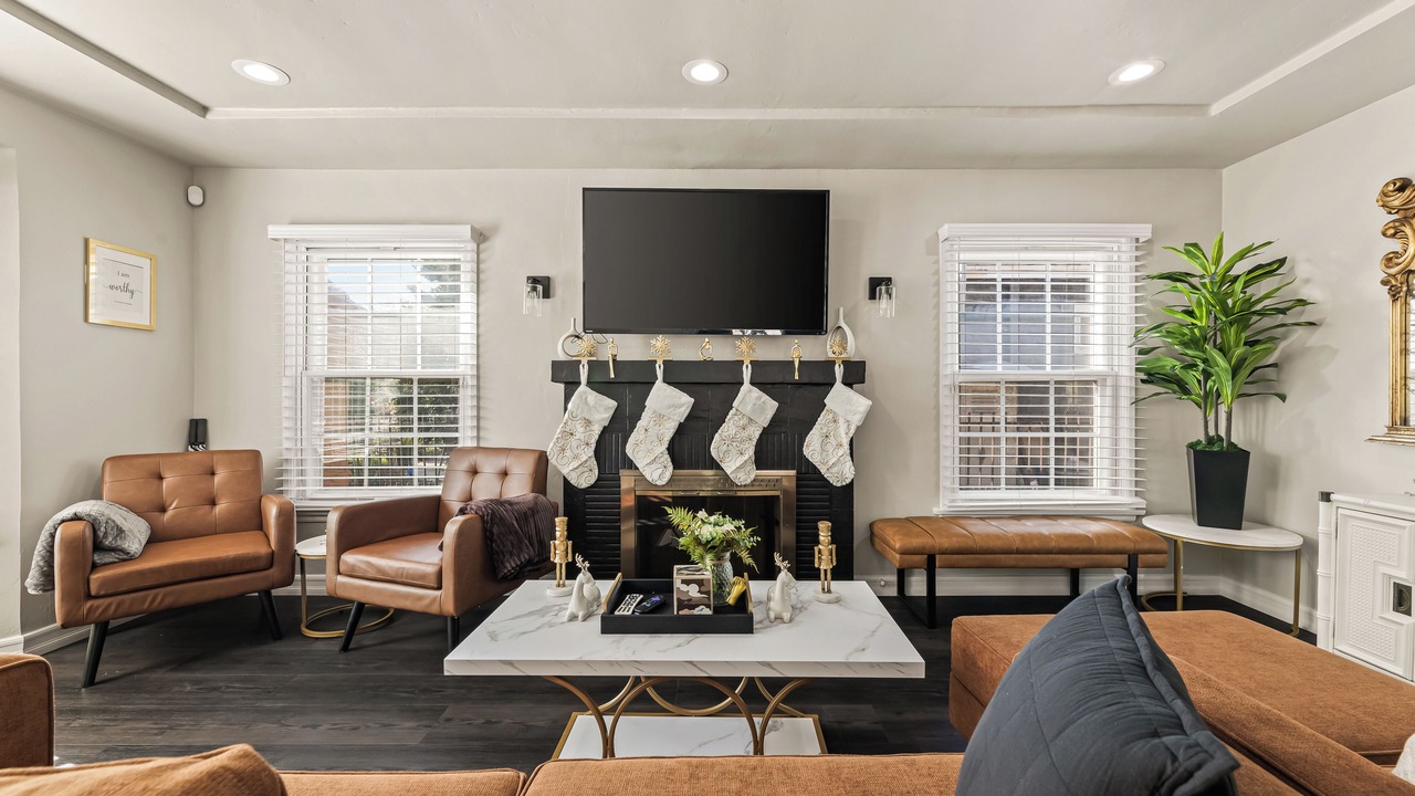 Photo of Livingroom in Los Angeles