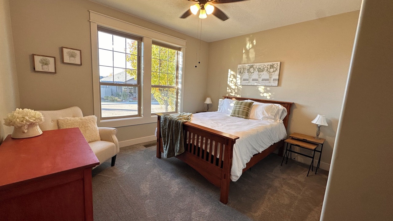 Photo of Bedroom in Southwest Ada County Alliance