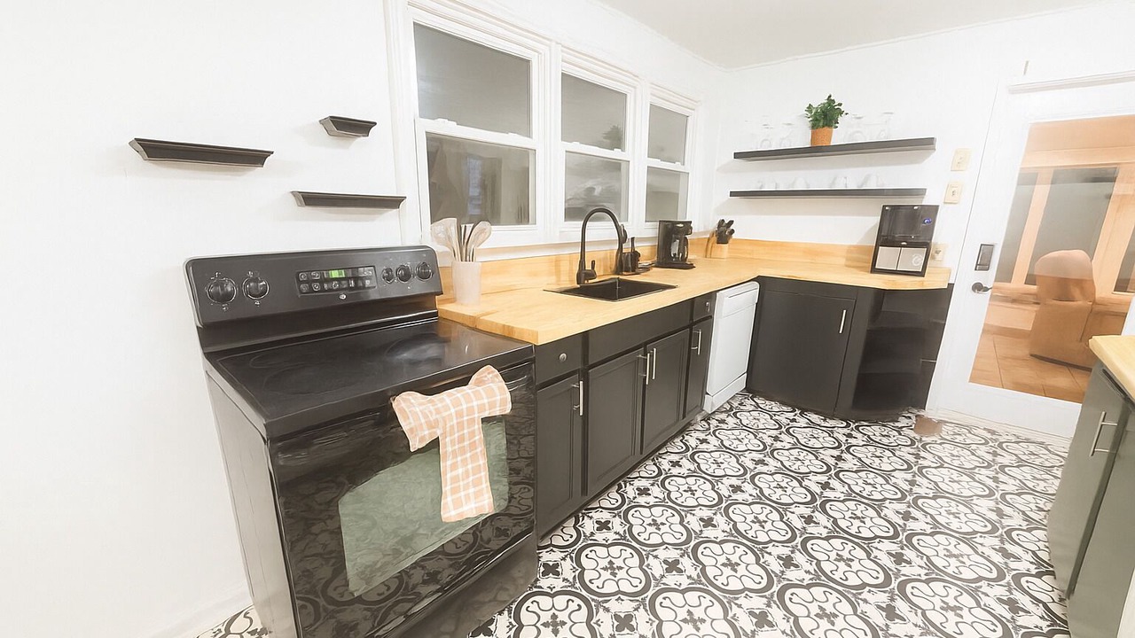 Photo of Kitchen in Flat Rock