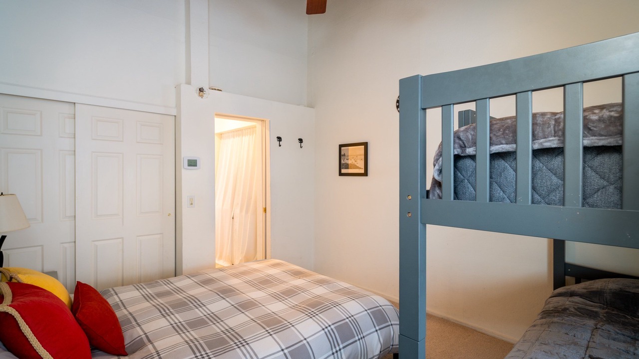 Photo of Bedroom in Alpine Meadows