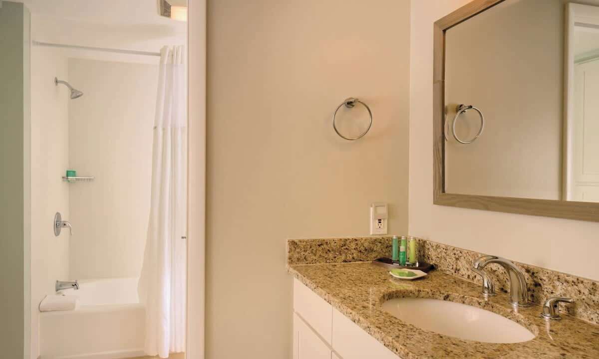 Photo of Bathroom in Waikoloa