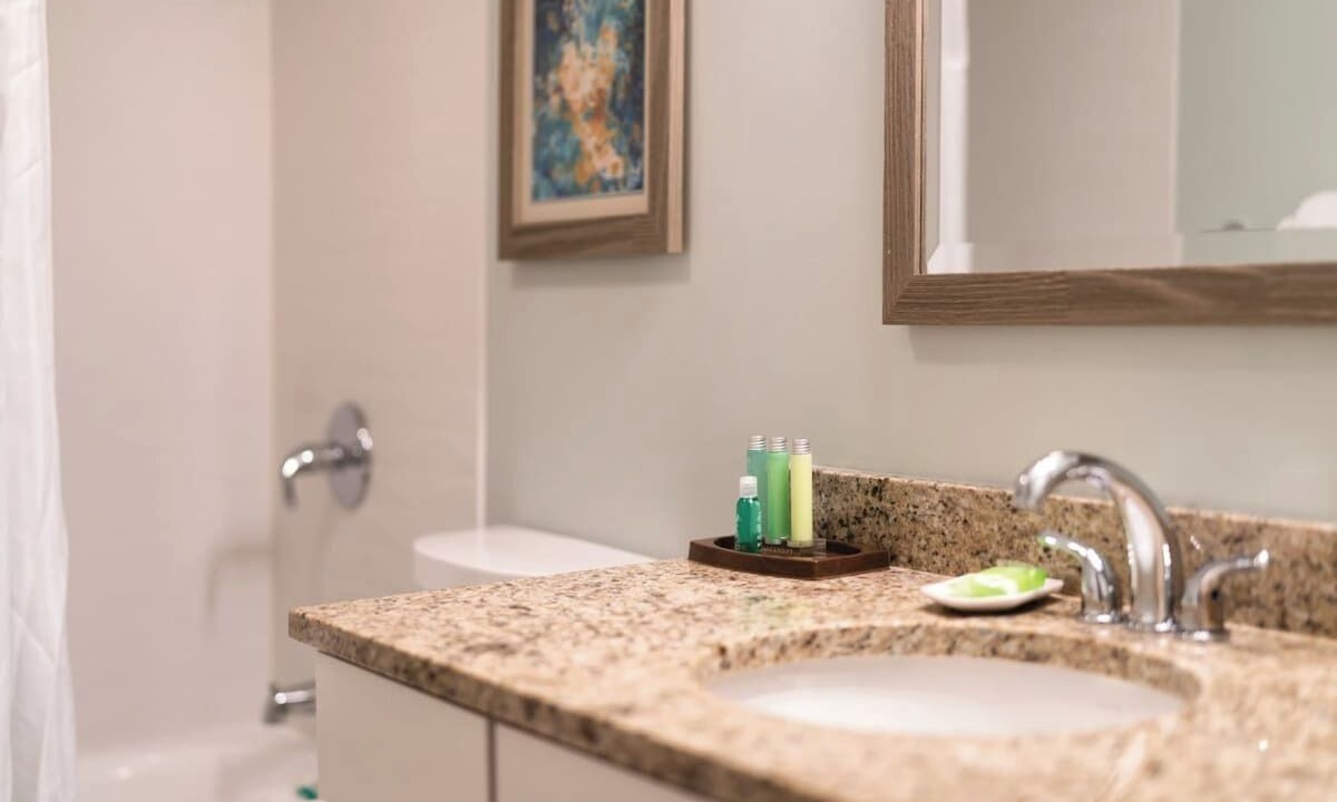 Photo of Bathroom in Waikoloa