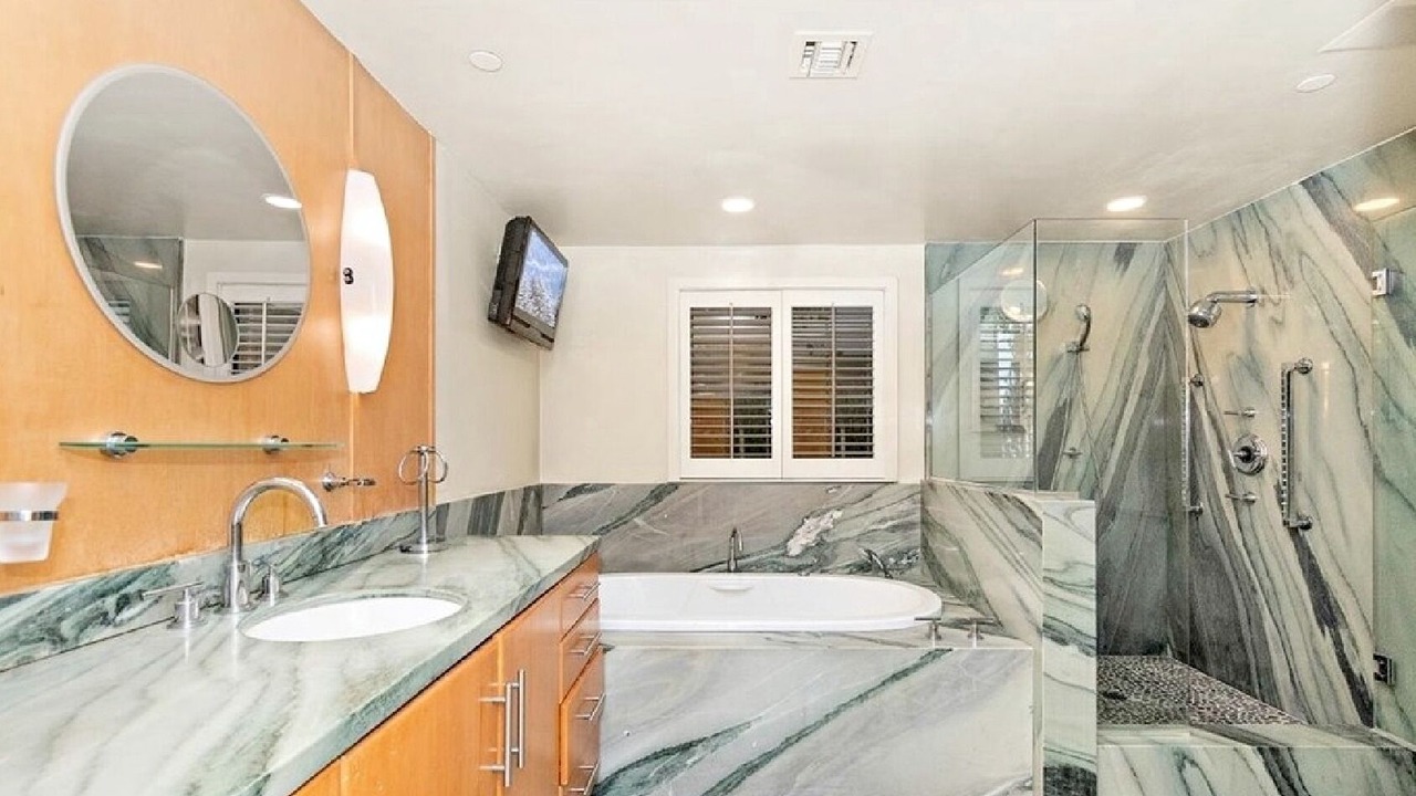 Photo of Bathroom in Ocean Park